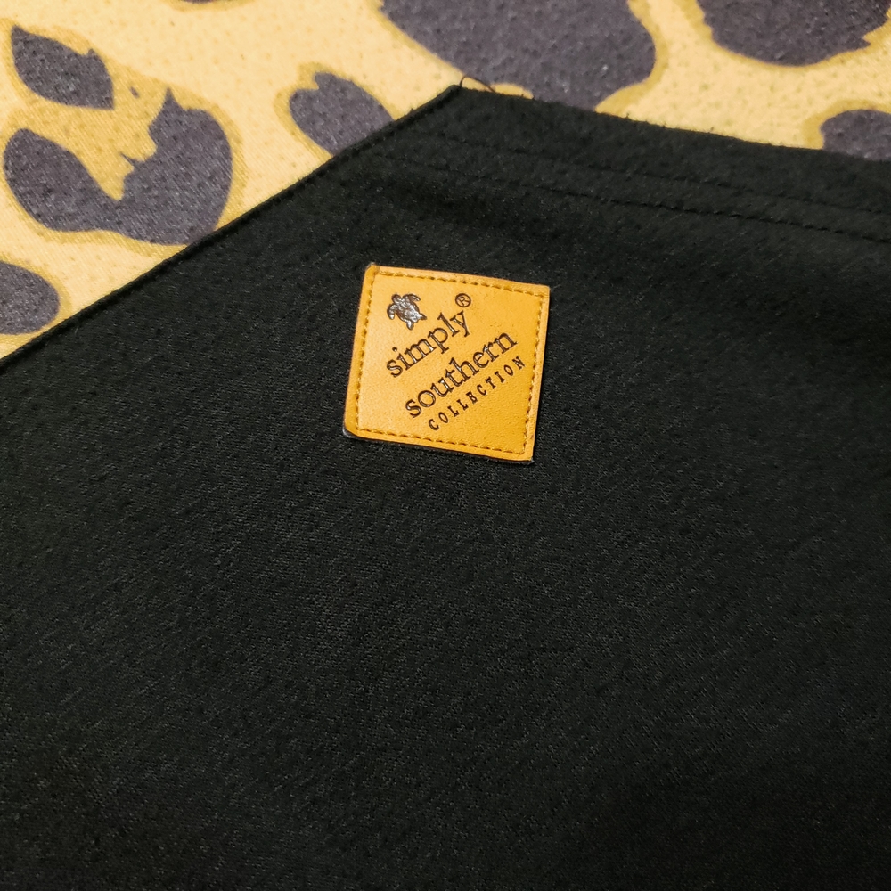 Simply Southern Black and Leopard Print Hoodie Size L - Picture 4 of 6